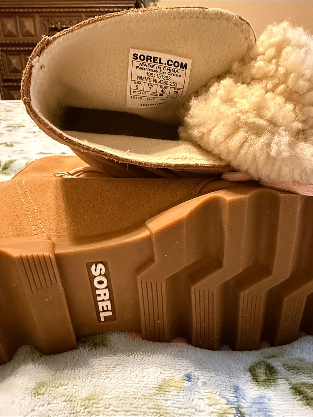 Sorel Joan of Arctic III Suede Wedge Boots Tawny Buff Tan with Gum Pink Laces - Picture 2 of 7